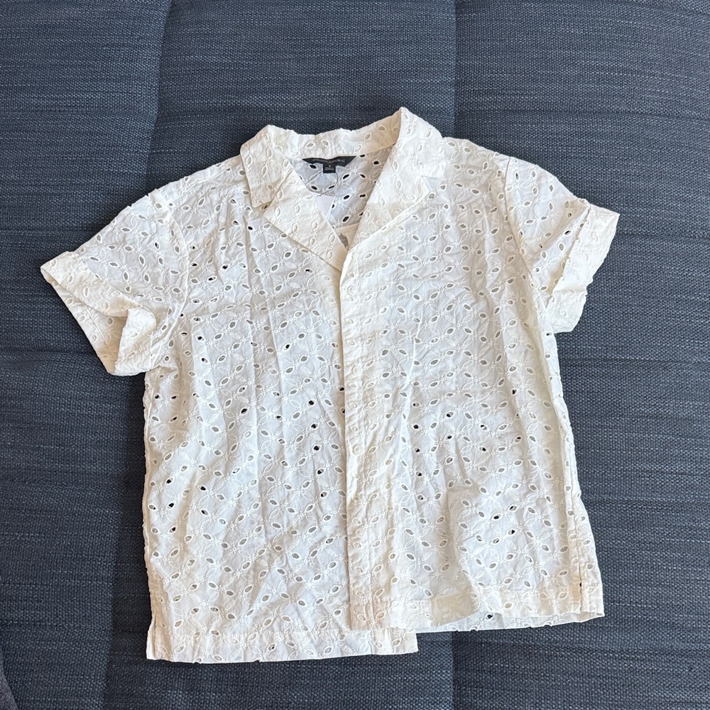 NWT Banana Republic White Eyelet Camp Collar Shirt